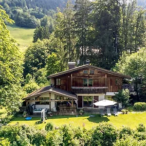 Les Ecureuils Chalet
